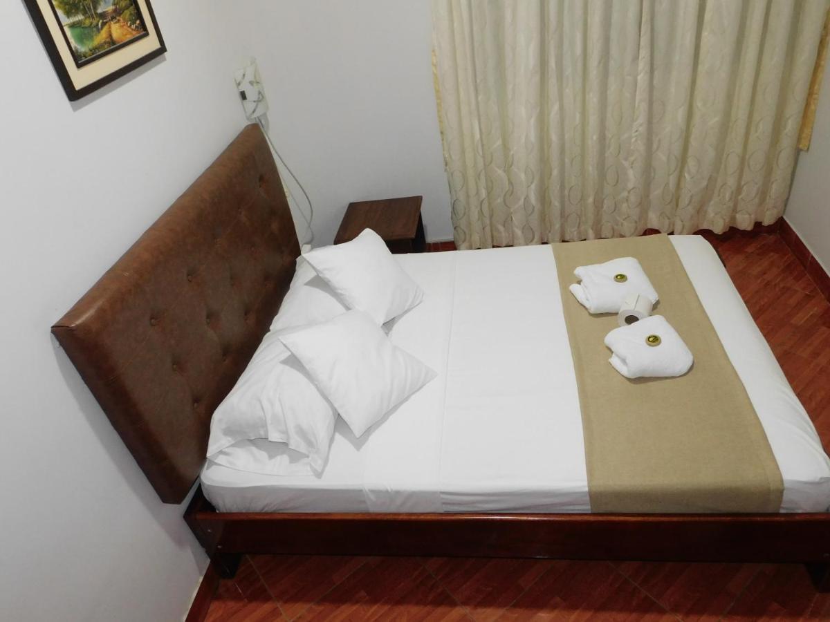 Hotel Tambopata Inn Puerto Maldonado Exteriör bild