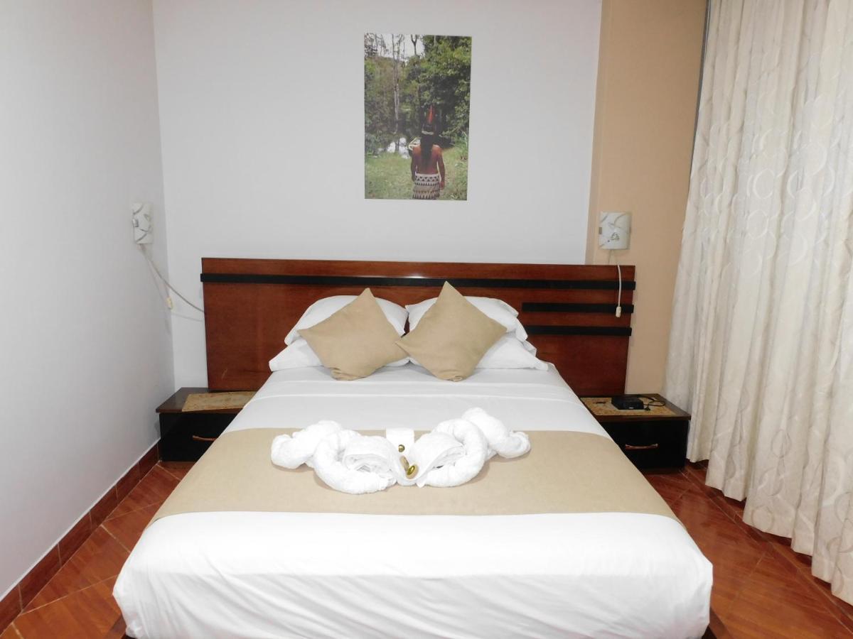 Hotel Tambopata Inn Puerto Maldonado Exteriör bild