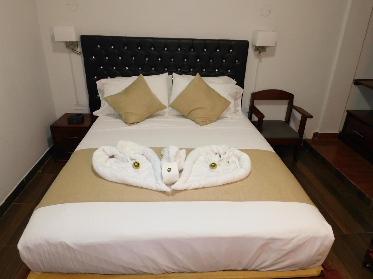 Hotel Tambopata Inn Puerto Maldonado Exteriör bild