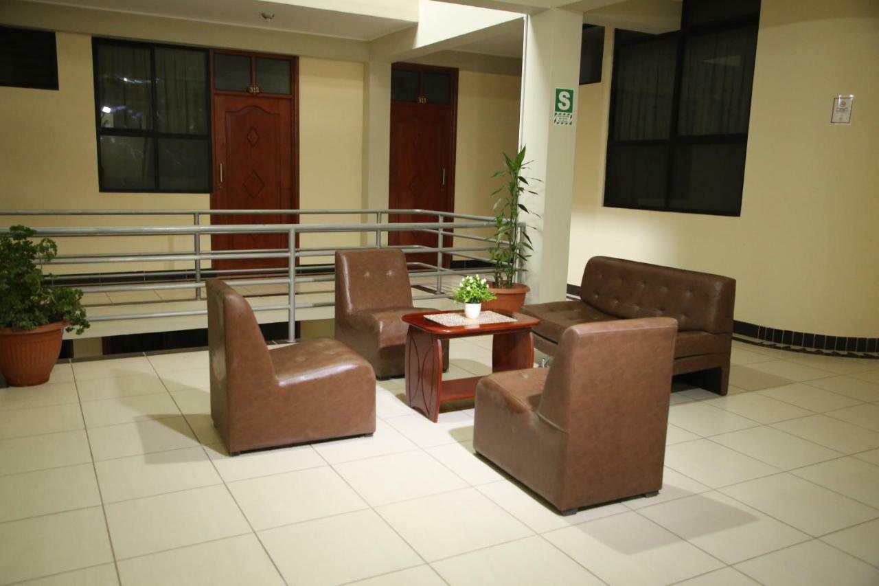 Hotel Tambopata Inn Puerto Maldonado Exteriör bild