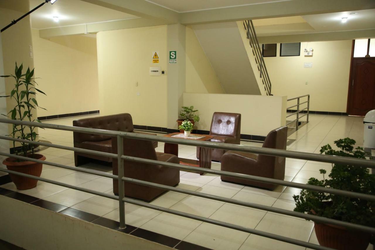 Hotel Tambopata Inn Puerto Maldonado Exteriör bild